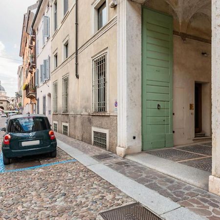 Residenza Palazzo Petrozzani Διαμέρισμα Μάντοβα Εξωτερικό φωτογραφία